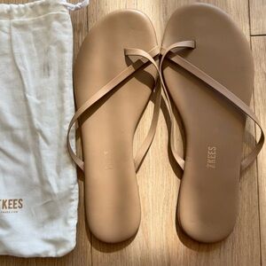 TKEES Nude Minimal Flip Flop Sandals Size 10 / EU 41 NWT w/ Pouch